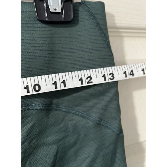 Outdoor Voices Heather Green Warm Up Cropped Leggings - Size M - Picture 8 of 8